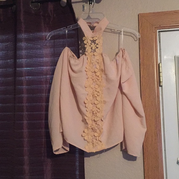 Top - Picture 1 of 2